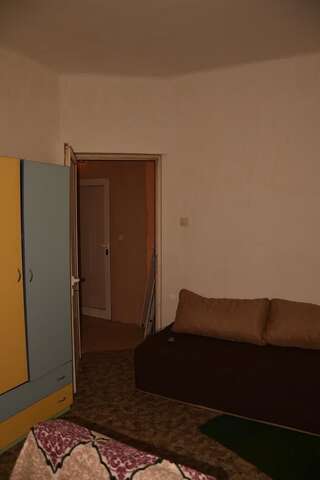 Хостелы Tiny Shelter - near Sofia University София Апартаменты с 1 спальней-17